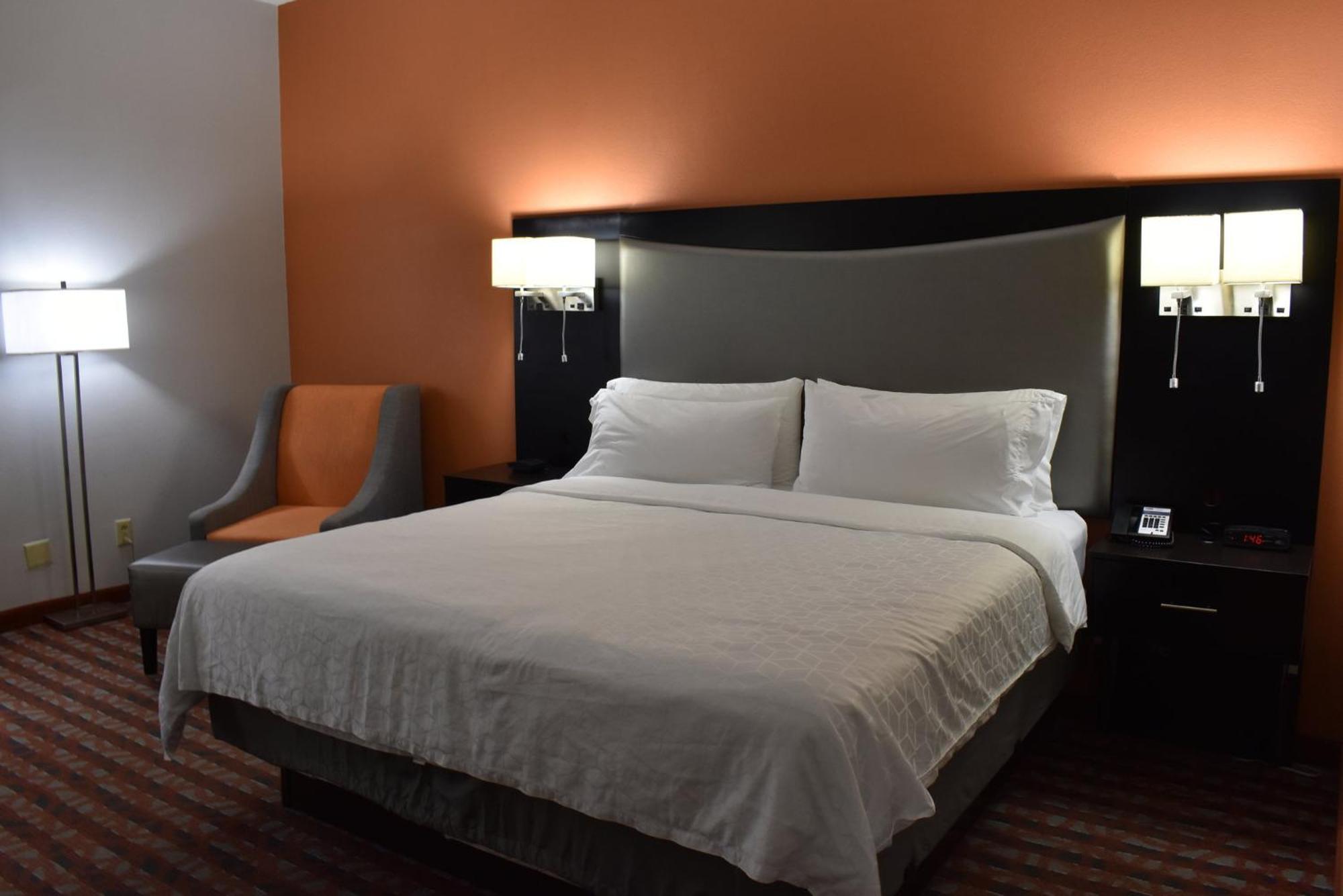 Holiday Inn Express & Suites Nashville Southeast - Antioch By Ihg Exterior photo
